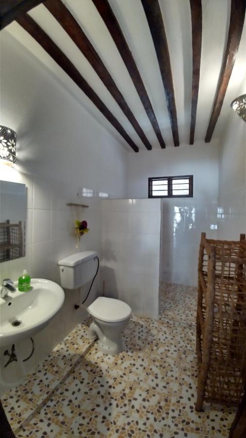 Wonderful Ocean Villa Джамбиани Экстерьер фото